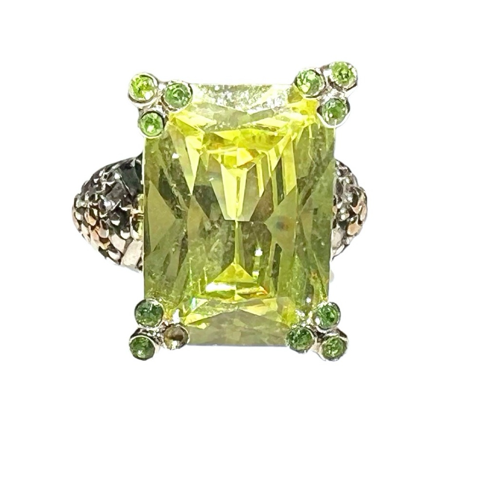 STERLING SILVER LIME GREEN FACETED STONE COCKTAIL RING SIZE 7